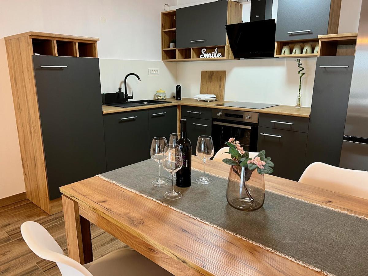 Apartment Zen Zgornje Skofije Eksteriør bilde